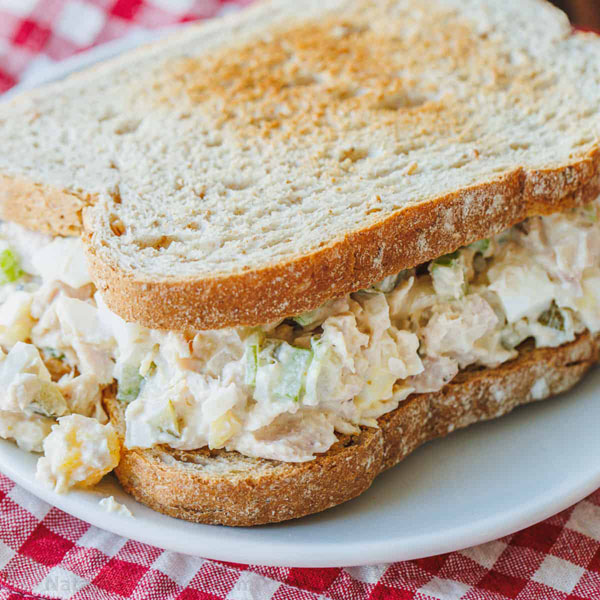 TUNA SALAD SANDWICH